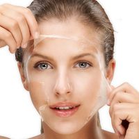 Regeneración celular y rejuvenecimiento facial gracias al peeling