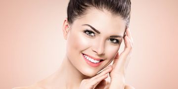Di adiós a la toxina botulínica con el blanching, un método eficaz para alisar las arrugas