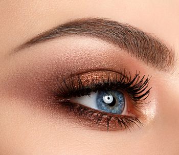¿Cuáles son los efectos secundarios al quitar el Microblading con láser?