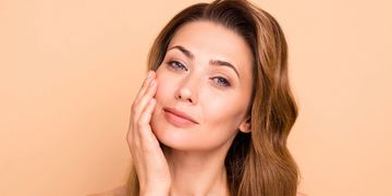 Descubre los tratamientos de Clínicas Dorsia para tratar arrugas, volumen y flacidez
