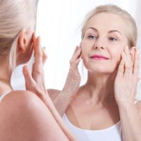 Rejuvenecimiento facial con inductores del colágeno
