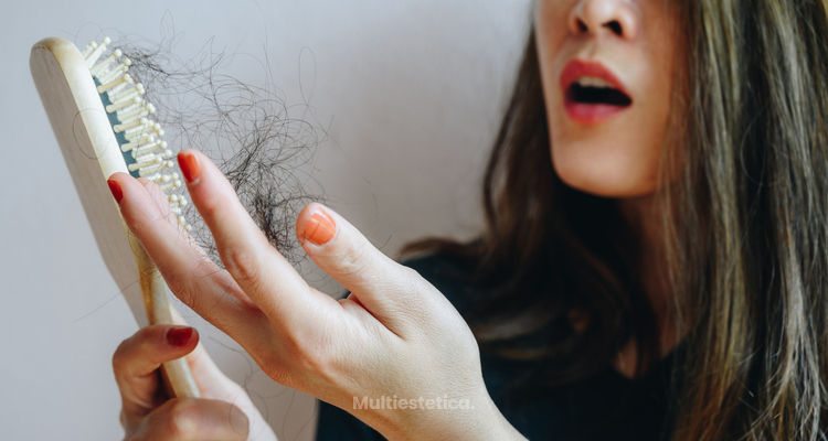 Caída estacional del cabello y alopecia: comprendiendo tu melena para cuidarla mejor