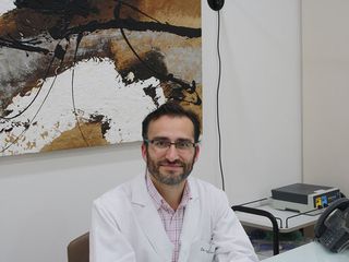Dr. Carlos Velázquez