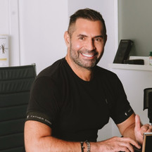 Dr. Alexander Aslani