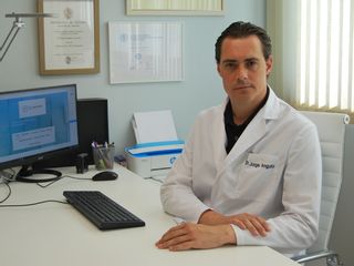 Consulta Dermatología Dr. Angulo