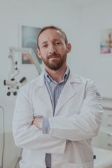 Dr. Daniel Pinos