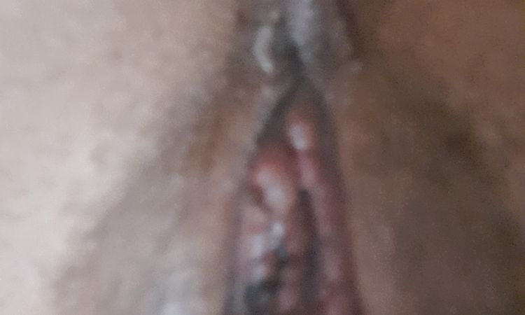 142563