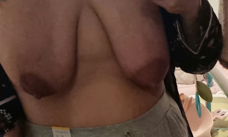 121079