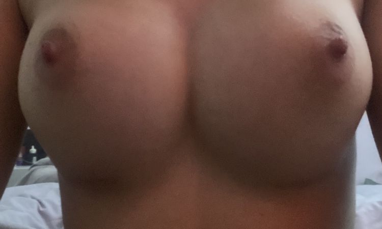 149737