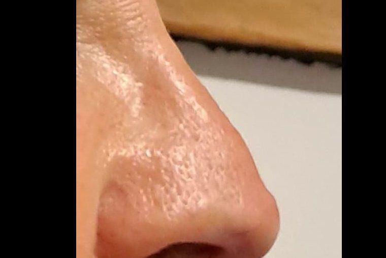 33570