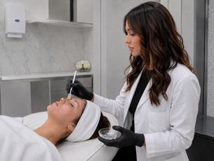 Descuento para Lifting sin cirugía  en Lasernova Clínica de Estética