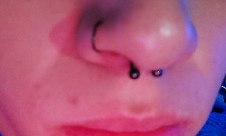 Piercings (septum y nostril) y rinomodelación - 49425