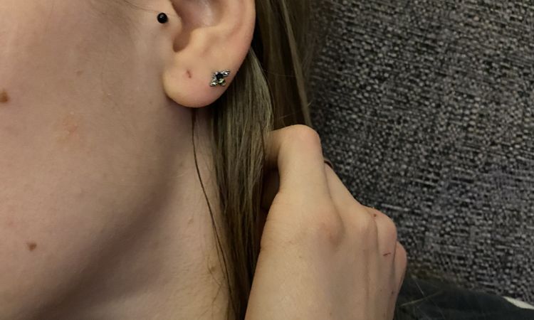 Cerrar agujero oreja - 49976